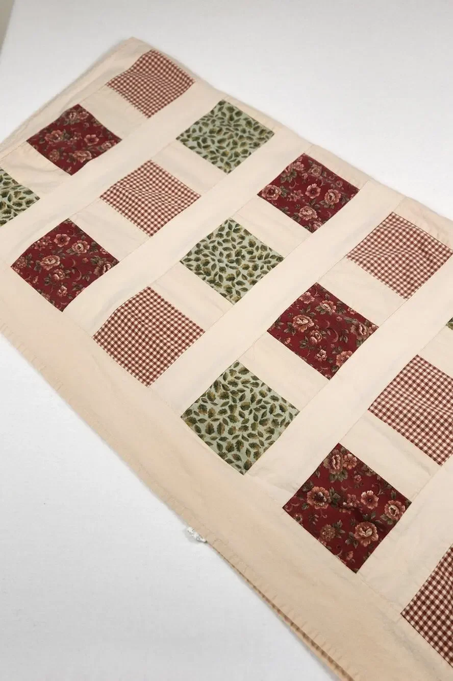Cottagecore Cotton Quilt Patterned Tablecloth Rust, Green & Ivory 76x108